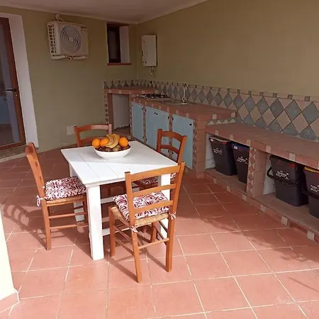Feriehus Sardegna Casa Con Giardino ,piscina A 3km Dal Mare *