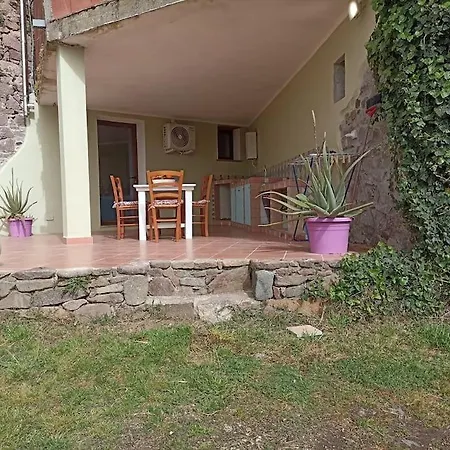 Sardegna Casa Con Giardino ,piscina A 3km Dal Mare Feriehus